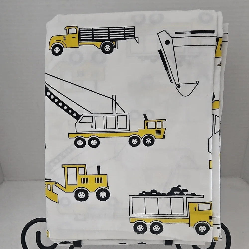 Crate&Barrel Yellow Black Construction Trucks Themed Organic Cotton Twin Flat